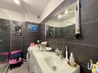  Appartement  vendre 2 pices 54 m