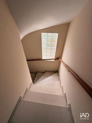  Immeuble � vendre 10 pi�ces 200 m�