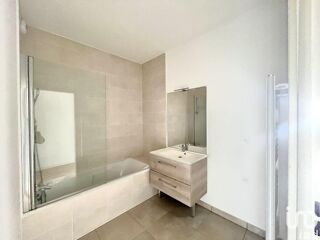  Appartement � louer 4 pi�ces 92 m�