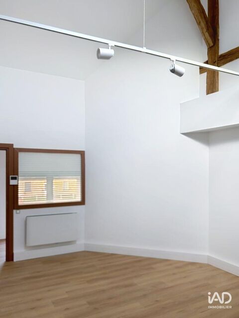 Location Bureaux 23 m&sup2; 580 77550 Moissy-cramayel