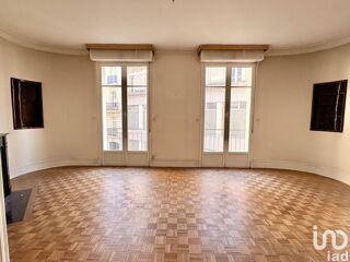  Appartement  vendre 4 pices 151 m
