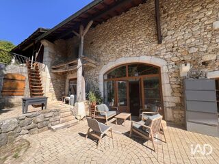  Maison  vendre 6 pices 237 m