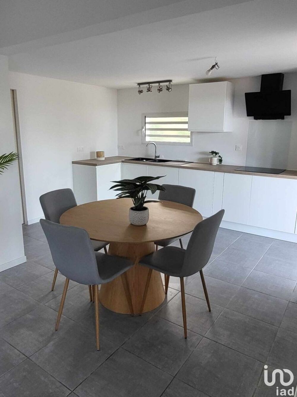 � vendre  Maison Saint-Gilles Les Bains (97434)