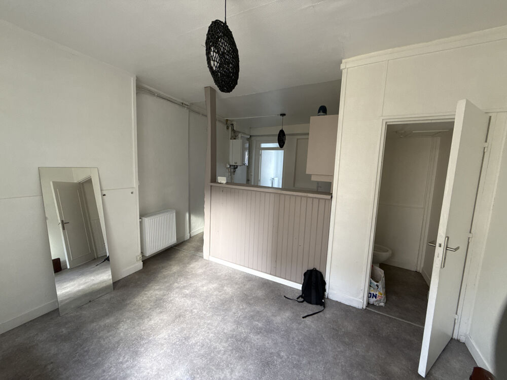 Marines centre : vends appartement 2 pièces