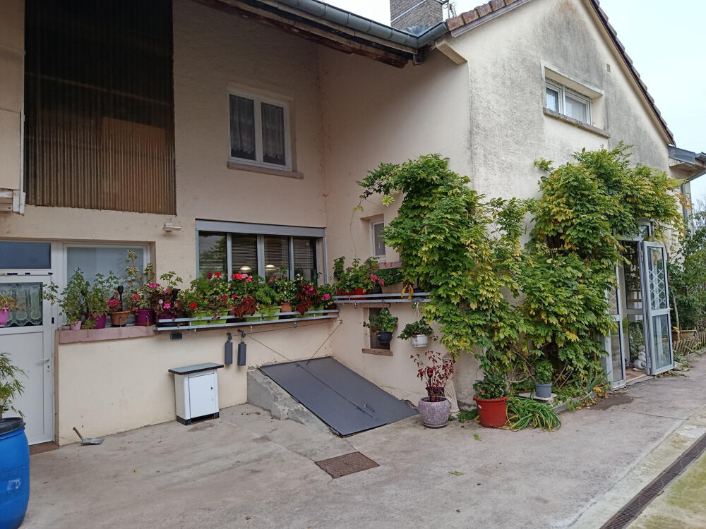 Vente Maison Maison 140m2 avec terrain et dépendances Xousse