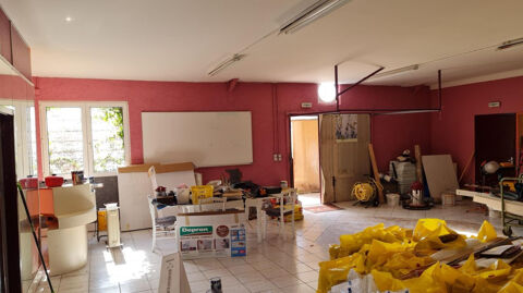   Vente / Local Commercial - 150 m² 