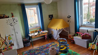  Maison  vendre 9 pices 280 m