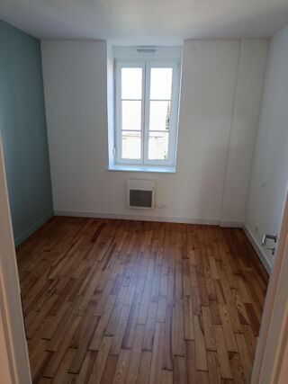  Appartement à louer 3 pièces 56 m²