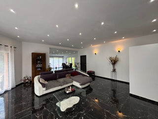  Maison � vendre 7 pi�ces 194 m�