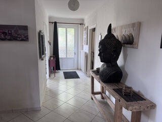  Maison à louer 7 pièces 200 m²