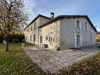  Maison � vendre 6 pi�ces 284 m�
