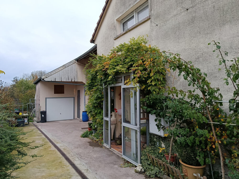 Vente Maison Maison 140m2 avec terrain et dépendances Xousse