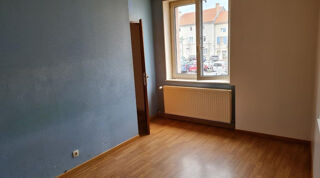  Immeuble à vendre 3 pièces 160 m²