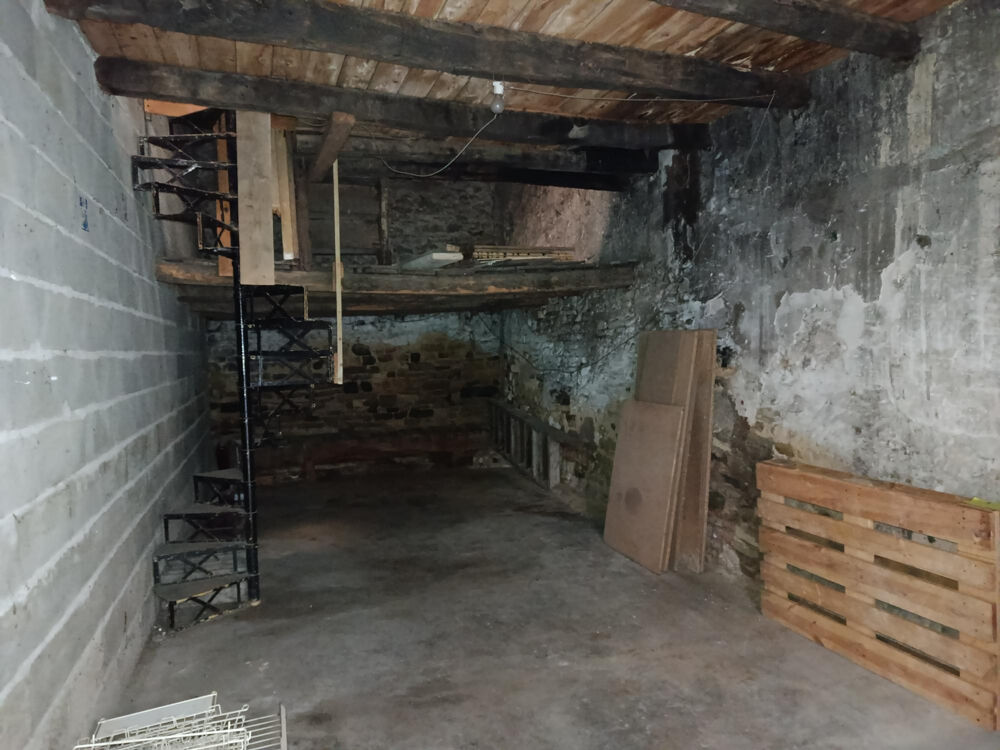 Vente Parking/Garage Garage/Hangar au centre-ville Vic sur seille