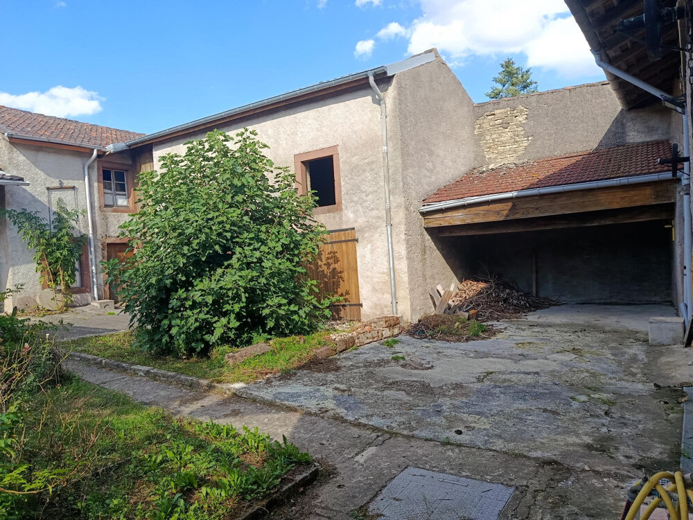 Ancienne ferme avec terrain et dépendances