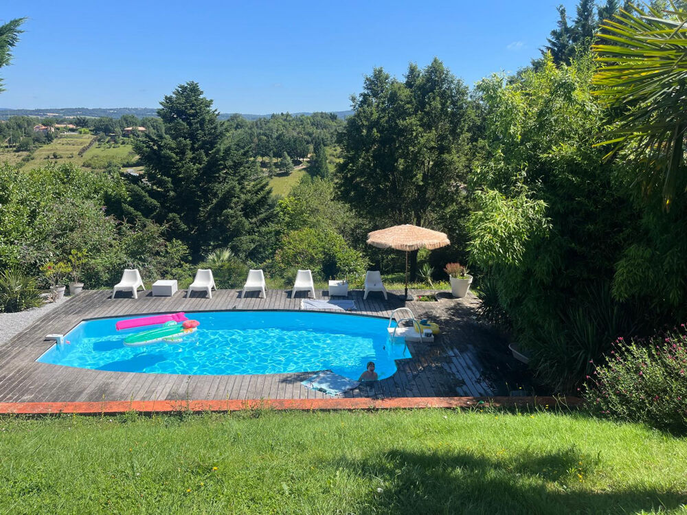 CASTRES - MAISON AVEC PISCINE POSITION DOMINANTE