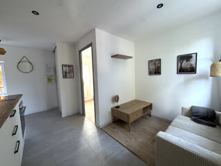  Appartement à louer 2 pièces 25 m²