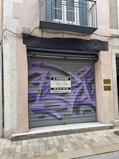 LOCAL COMMERCIAL EN PLEIN COEUR DU CENTRE VILLE DE CASTRES 35000 81100 Castres