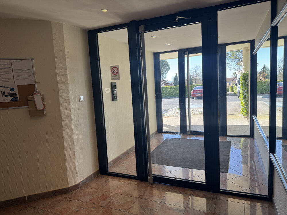 APPARTEMENT T2 DANS RESIDENCE SECURISEE AVEC PISCINE