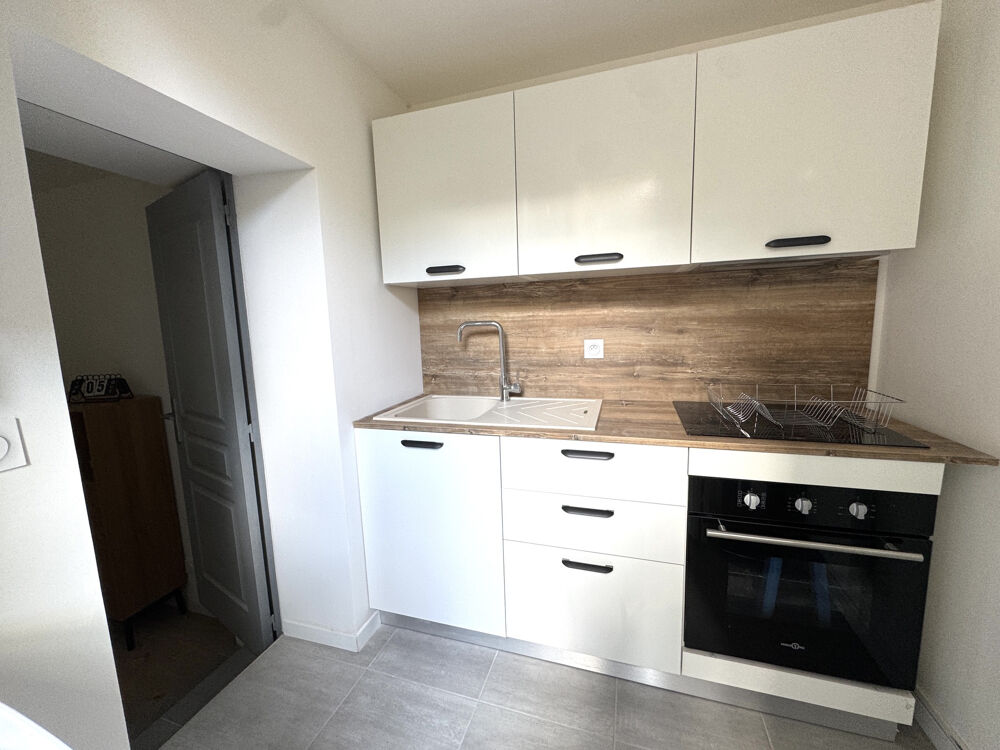 Location Appartement APPARTEMENT T2 MEUBLÉ RÉNOVÉ EN RDC DANS RÉSIDENCE SÉCURISÉE LOYER : 620 € HC Castres
