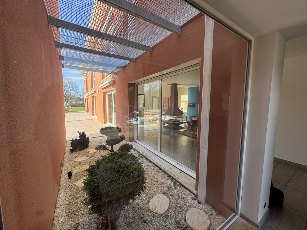 MAISON D'ARCHITECTE SUR TERRAIN DE 2 HECTARES