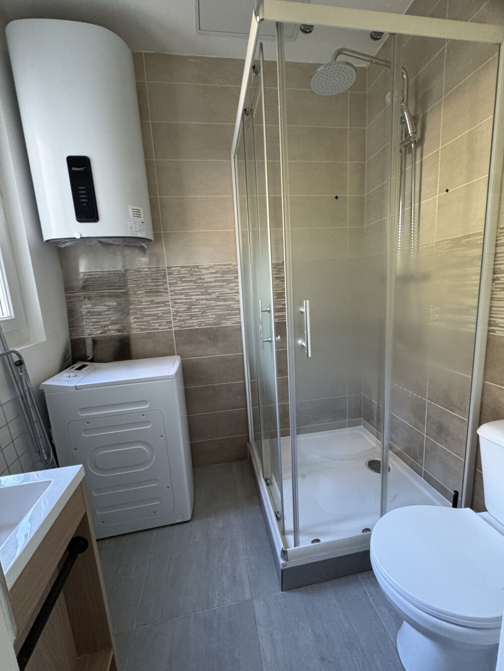 Location Appartement RÉSIDENCE SÉCURISÉE, T2 MEUBLÉ RÉNOVÉ, DANS RÉSIDENCE SÉCURISÉE LOYER : 520 € HC Castres