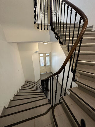  Immeuble � vendre 15 + pi�ces 500 m�