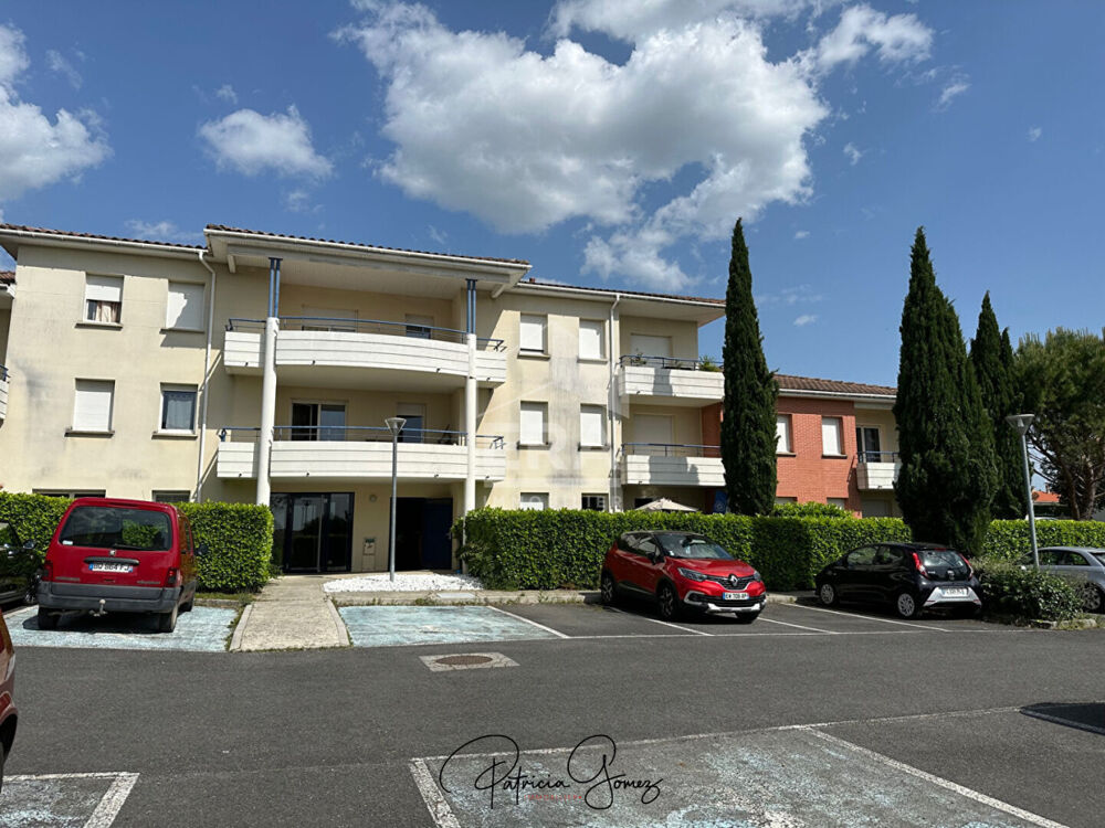 APPARTEMENT T2 DANS RESIDENCE SECURISEE AVEC PISCINE