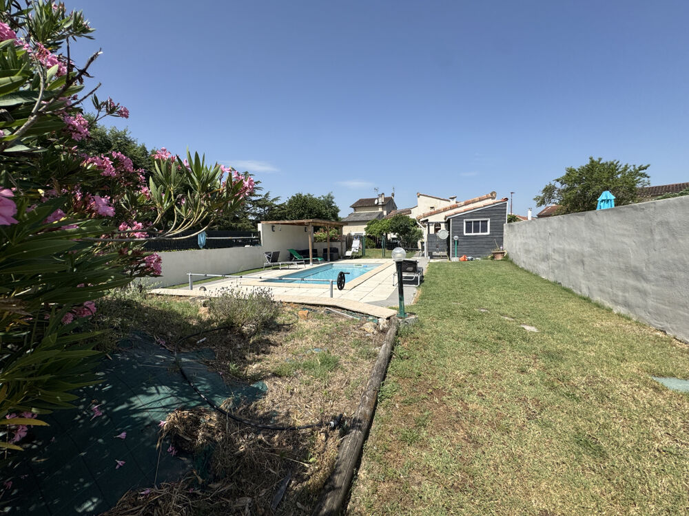 SEMALENS - MAISON DE VILLAGE AVEC PISCINE