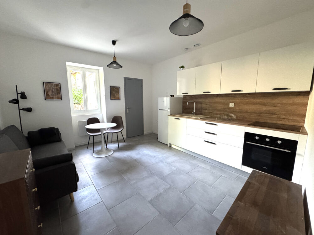 Location Appartement APPARTEMENT T2 MEUBLÉ RÉNOVÉ EN RDC DANS RÉSIDENCE SÉCURISÉE LOYER : 590 € HC Castres
