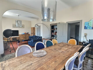  Maison � vendre 10 pi�ces 380 m�