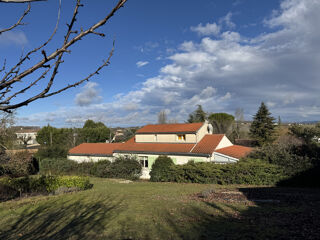  Maison � vendre 8 pi�ces 200 m�