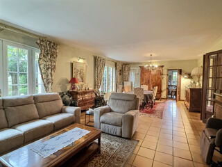  Maison � vendre 6 pi�ces 203 m�