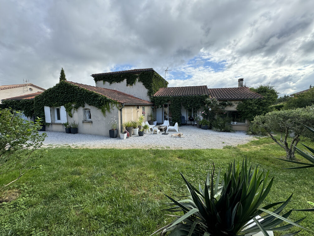 CASTRES - MAISON AVEC PISCINE POSITION DOMINANTE