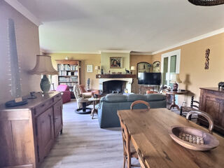  Maison à vendre 8 pièces 165 m²