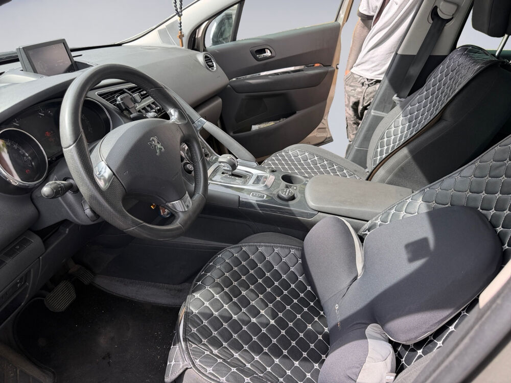 3008 HYbrid4 2.0 HDi 163ch FAP BMP6 + Electric 37ch 91g 2013 occasion 78230 Le Pecq
