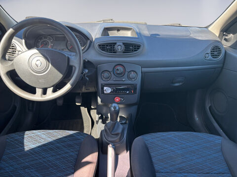 Clio III Clio 1.2 16V 75 eco2 Authentique 2007 occasion 78230 Le Pecq