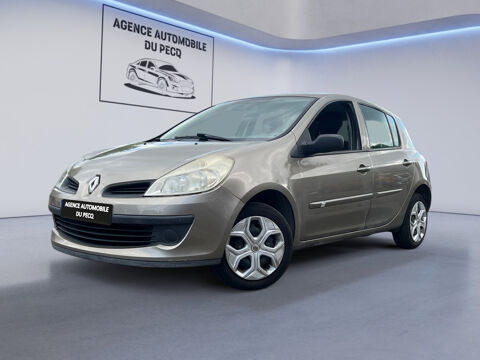 Renault clio iii 75CV Authentique GARANTIE 12 MOIS 77 400