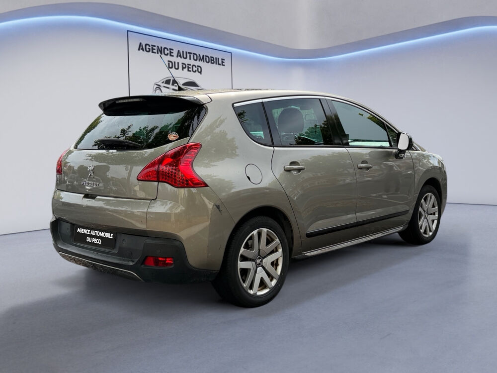 3008 HYbrid4 2.0 HDi 163ch FAP BMP6 + Electric 37ch 91g 2013 occasion 78230 Le Pecq