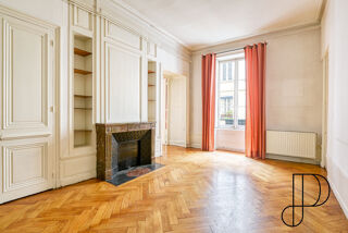  Appartement � vendre 5 pi�ces 145 m�