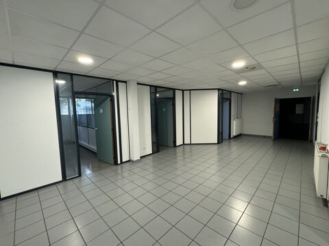 VILLEURBANNE / LA PERRALIERE 840000 69100 Villeurbanne