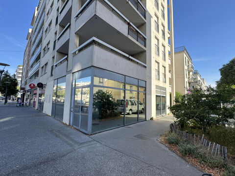 AVENUE BERTHELOT 232000 69008 Lyon