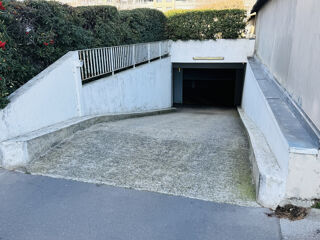  Parking / Garage � vendre 
