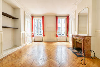  Appartement � vendre 5 pi�ces 145 m�