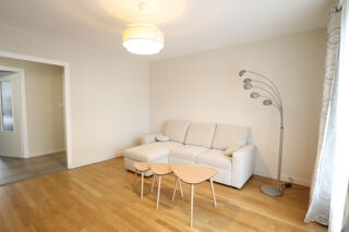  Appartement à louer 3 pièces 68 m²