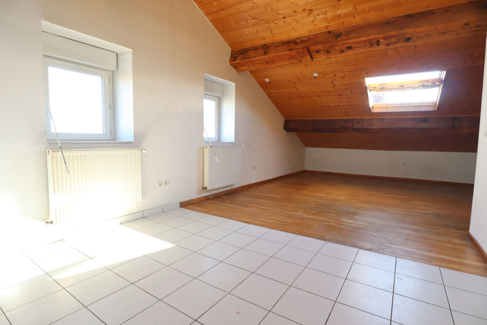 Location Appartement 102m2 - T3 - RUE CARNOT - CENTRE VILLE/ANGLE LOUIS BLANC St fons