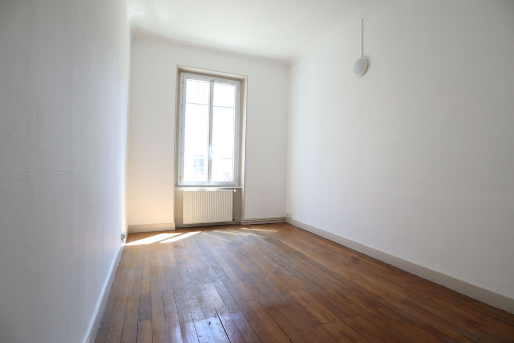 Location Appartement 65m2 - T2 - RUE CARNOT - CENTRE VILLE/ANGLE LOUIS BLANC St fons