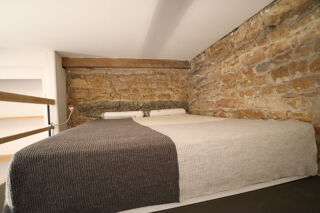  Appartement à louer 1 pièce 48 m²
