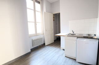  Appartement � louer 1 pi�ce 28 m� Lyon
