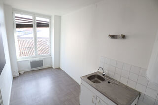  Appartement à louer 2 pièces 48 m²